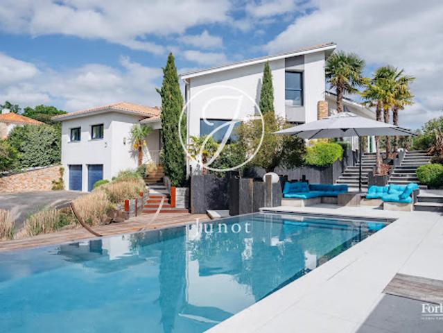 Vente Maison 7 pièces 237.43 m2 Vertou