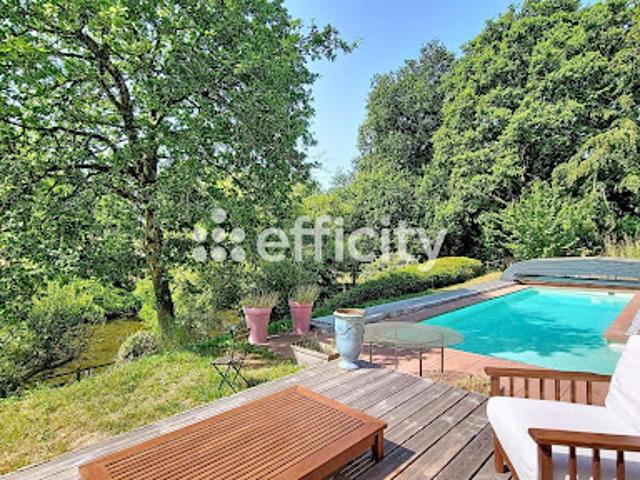 Vente Maison 7 pièces 239 m2 Dompierre sur Yon