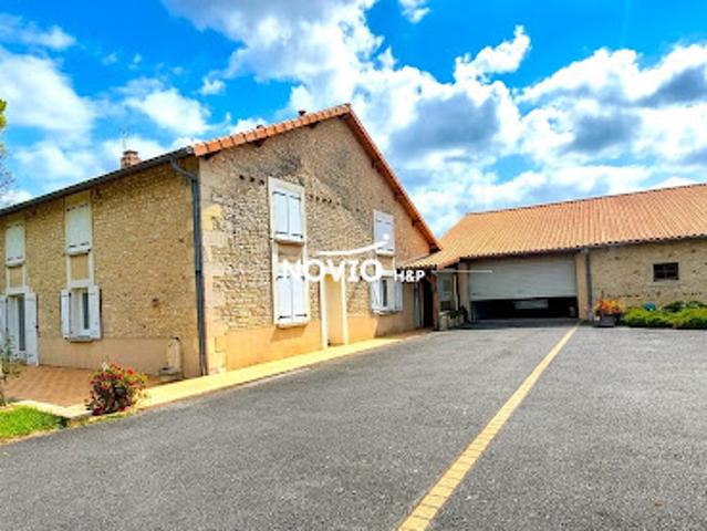 Vente Maison 7 pièces 230 m2 Montamisé