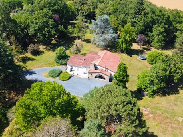 Vente Maison 7 pièces 230 m2 Nogaro