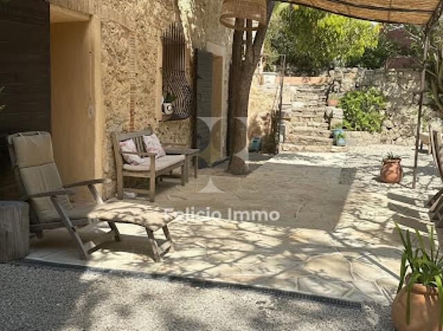 Vente Maison 7 pièces 230 m2 Opio