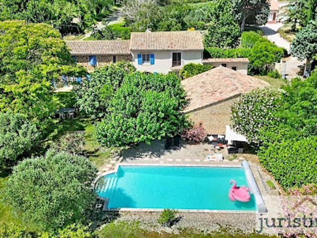 Vente Maison 7 pièces 230 m2 Piolenc