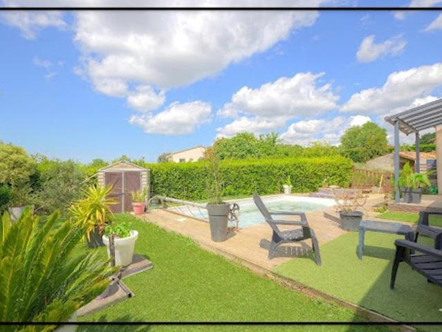 Vente Maison 7 pièces 230 m2 Saint Bonnet sur Gironde