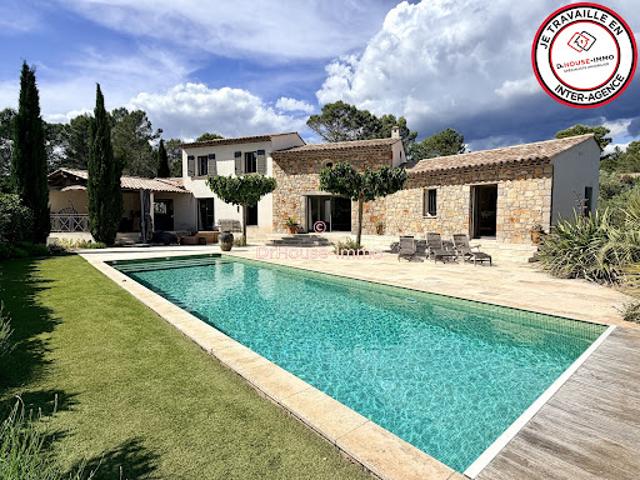 Vente Maison 7 pièces 232 m2 Lorgues