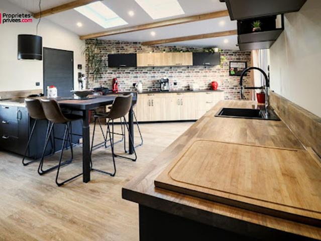 Vente Maison 7 pièces 232 m2 Saint andre de la marche