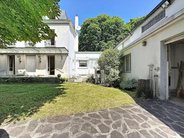 Vente Maison 7 pièces 232.88 m2 Nogent sur Marne