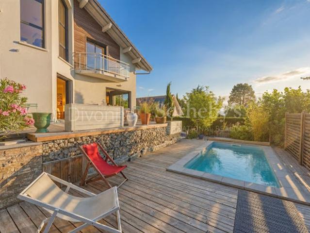 Vente Maison 7 pièces 232.8 m2 Divonne les Bains
