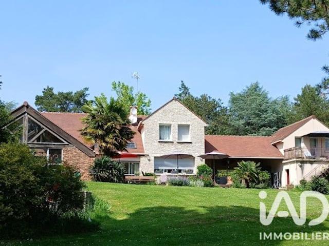 Vente Maison 7 pièces 244 m2 Le Val Saint Germain