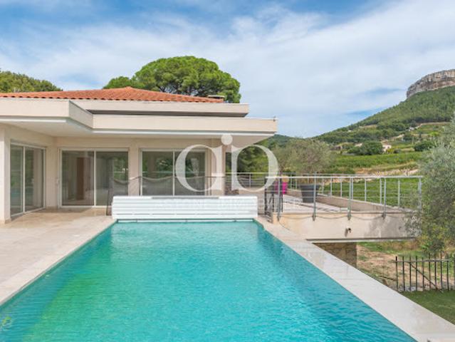 Vente Maison 7 pièces 245 m2 Cassis