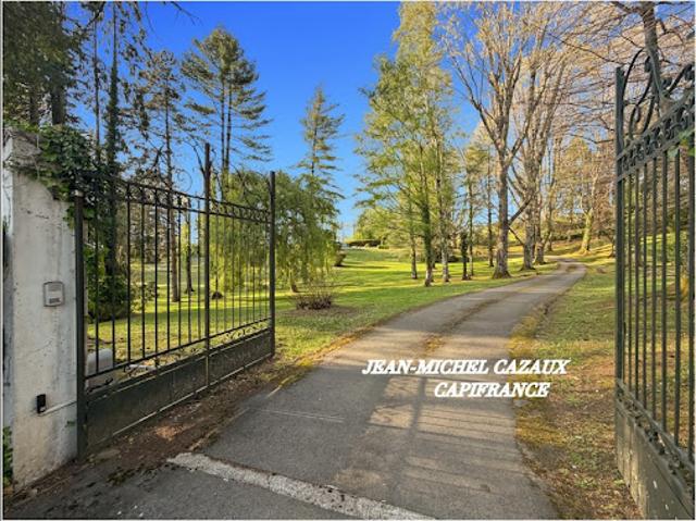 Vente Maison 7 pièces 248 m2 Lourdes