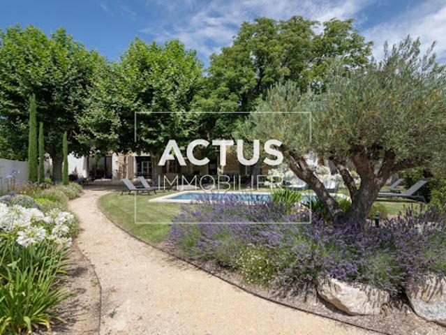 Vente Maison 7 pièces 248 m2 Salon de Provence