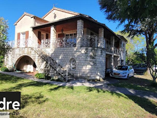 Vente Maison 7 pièces 240 m2 Montfavet