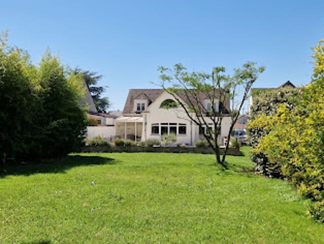 Vente Maison 7 pièces 240 m2 Armentieres en brie