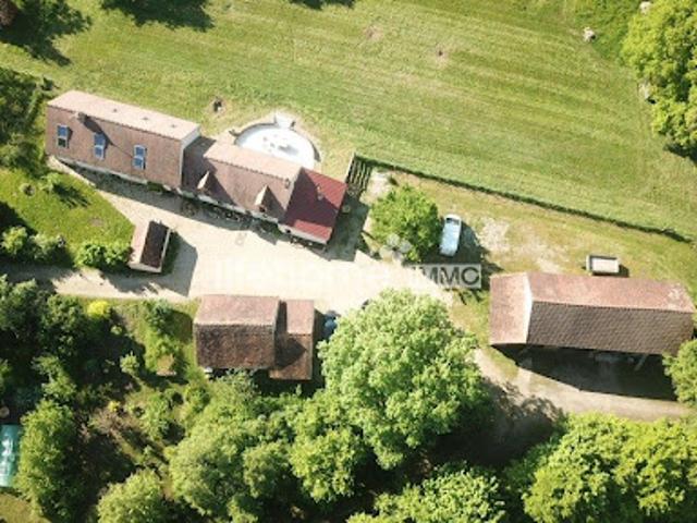 Vente Maison 7 pièces 240 m2 Arthon