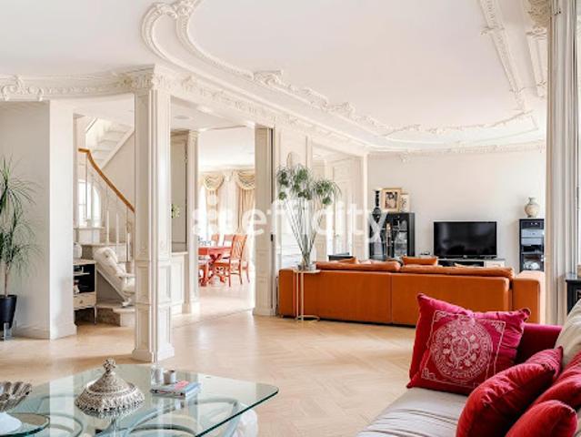 Vente Maison 7 pièces 240 m2 Drancy