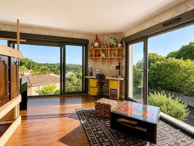 Vente Maison 7 pièces 240 m2 Floirac
