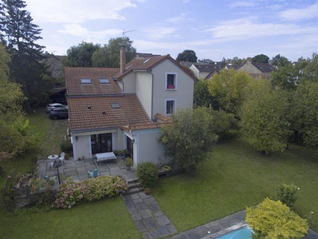 Vente Maison 7 pièces 240 m2 Grigny