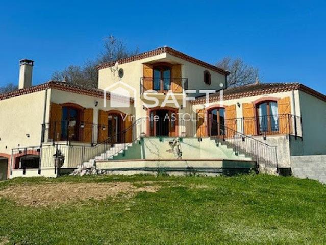 Vente Maison 7 pièces 240 m2 Saint Lys