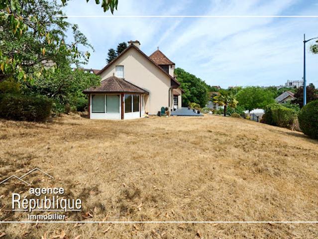 Vente Maison 7 pièces 240 m2 Talant