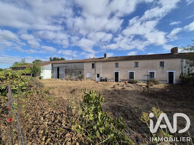 Vente Maison 7 pièces 240 m2 Val en Vignes