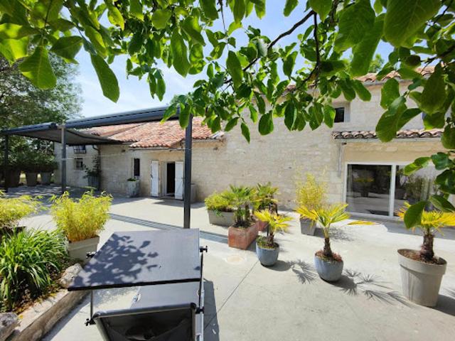 Vente Maison 7 pièces 254 m2 Montpezat de Quercy