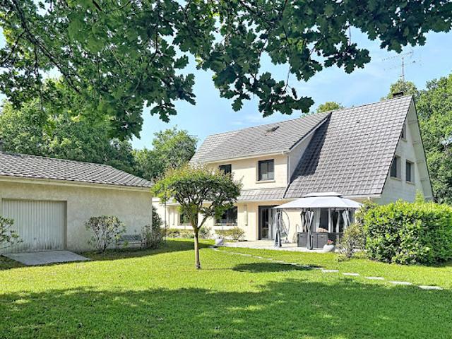 Vente Maison 7 pièces 254 m2 Le Pian Médoc