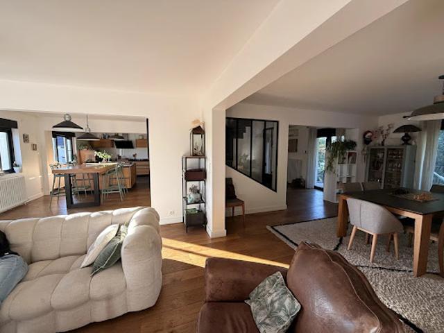Vente Maison 7 pièces 255 m2 Clamart