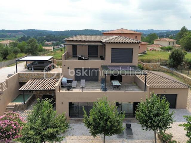 Vente Maison 7 pièces 255 m2 Draguignan