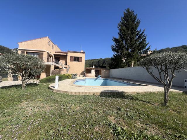 Vente Maison 7 pièces 255.64 m2 Aubagne