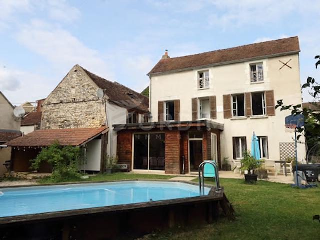 Vente Maison 7 pièces 257 m2 Maligny