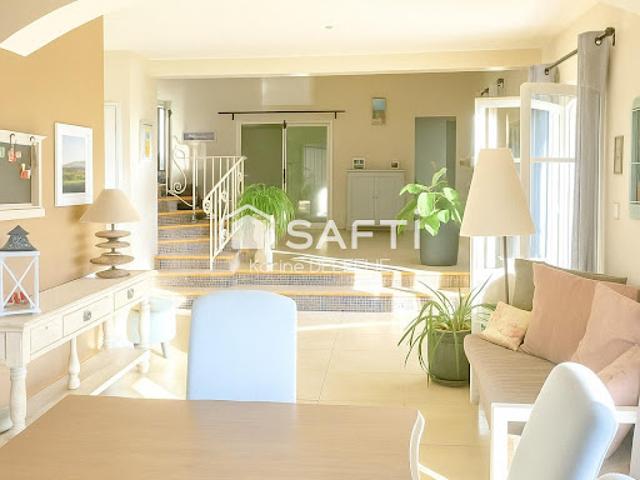 Vente Maison 7 pièces 257 m2 Cabries