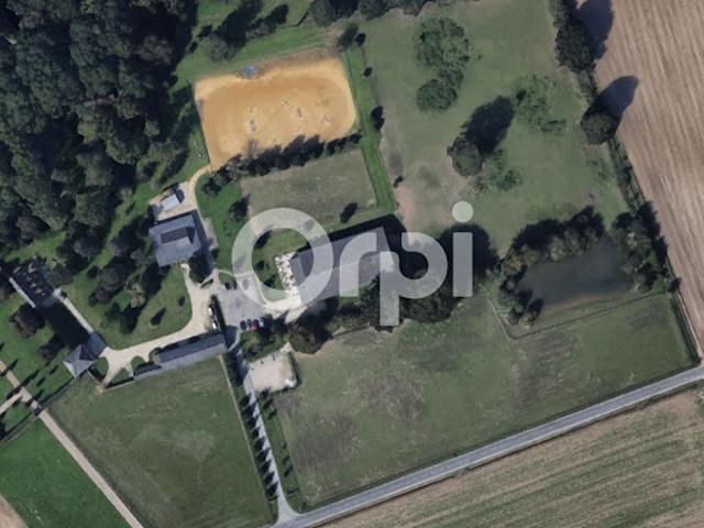 Vente Maison 7 pièces 250 m2 Guichainville