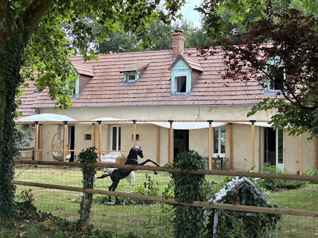 Vente Maison 7 pièces 250 m2 Roézé sur Sarthe