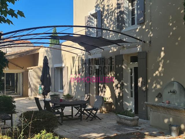 Vente Maison 7 pièces 250.04 m2 Carpentras