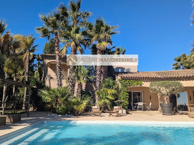 Vente Maison 7 pièces 251 m2 Grimaud
