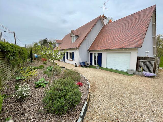 Vente Maison 7 pièces 266.8 m2 Checy