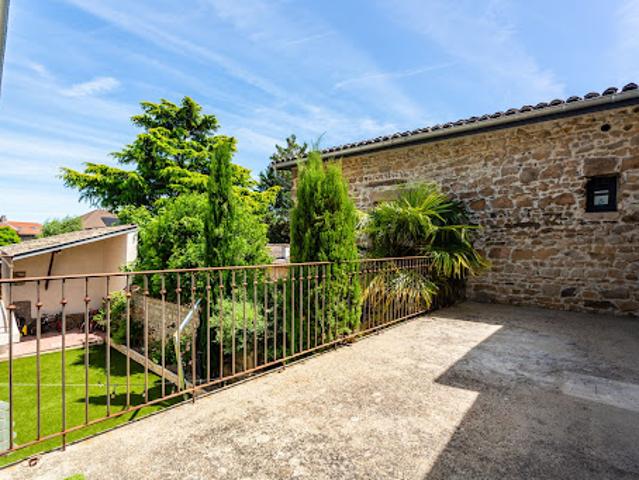 Vente Maison 7 pièces 267 m2 Millery