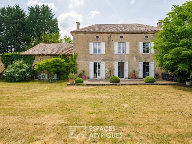 Vente Maison 7 pièces 267 m2 Moussac