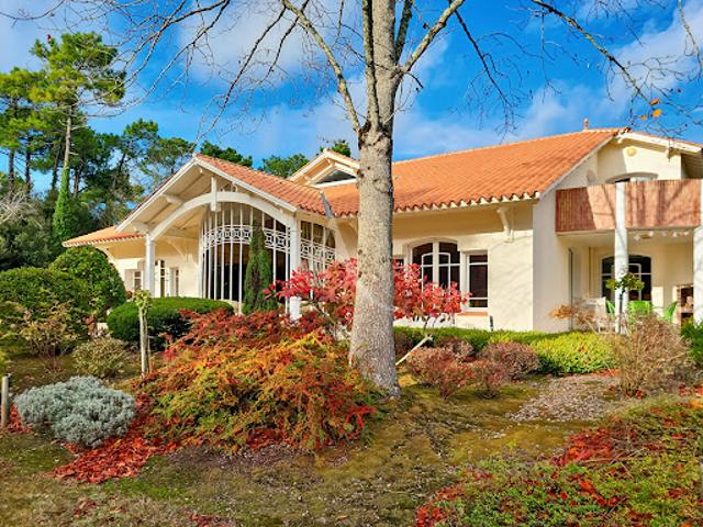 Vente Maison 7 pièces 261 m2 Notre Dame de Monts