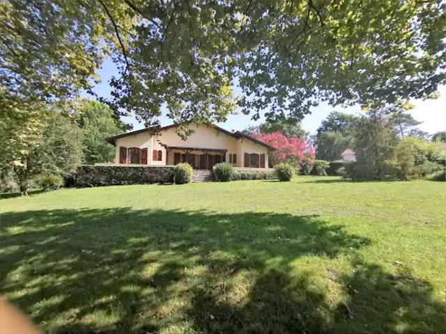 Vente Maison 7 pièces 263 m2 Meilhan