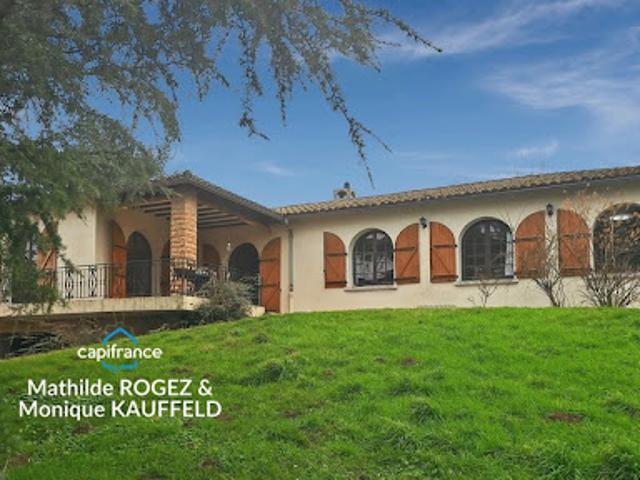 Vente Maison 7 pièces 274 m2 Courpière