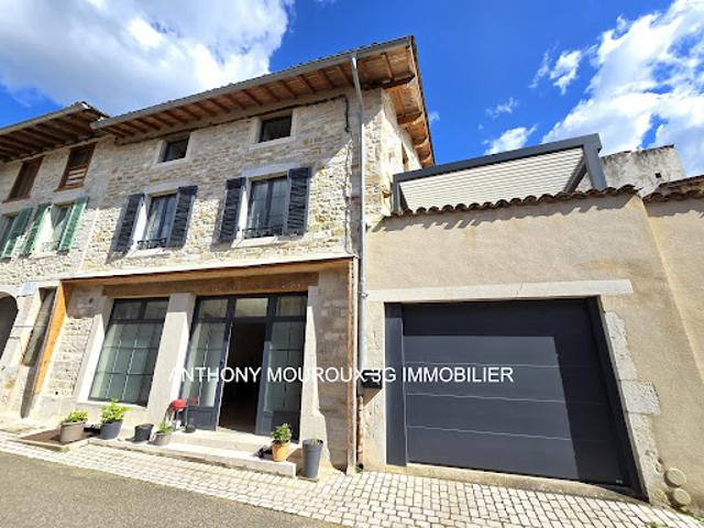 Vente Maison 7 pièces 274.91 m2 Val Revermont