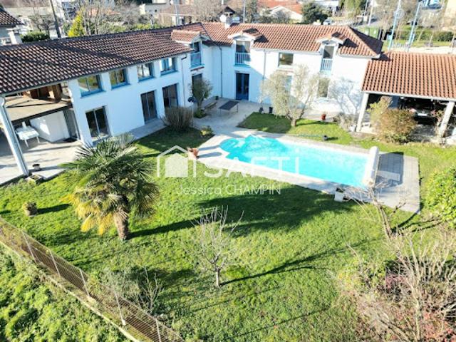 Vente Maison 7 pièces 278 m2 Saint Gaudens