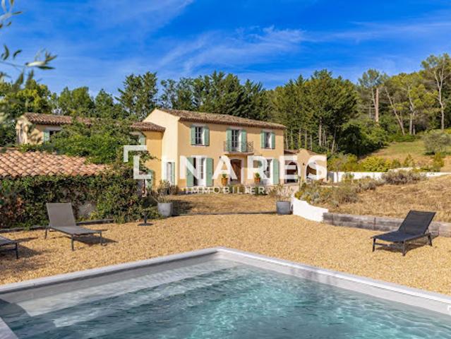 Vente Maison 7 pièces 270 m2 Le Tholonet
