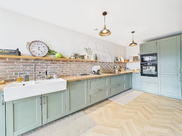 Vente Maison 7 pièces 270 m2 Les Etangs