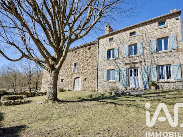 Vente Maison 7 pièces 270 m2 Saint Jean Lachalm