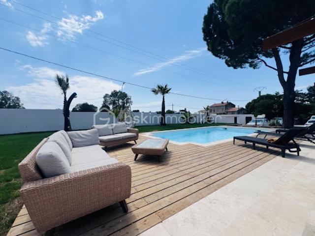 Vente Maison 7 pièces 271 m2 Marignane