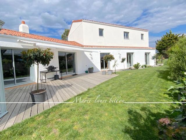 Vente Maison 7 pièces 273 m2 Le Fenouiller