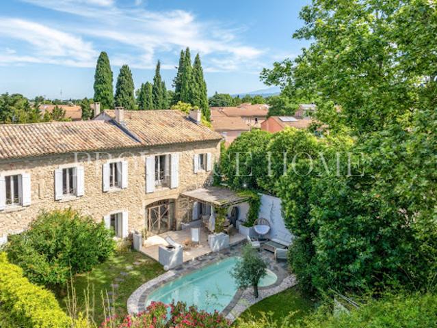 Vente Mas 7 pièces 280 m2 Cavaillon