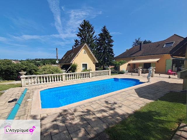 Vente Maison 7 pièces 280 m2 Saulnot
